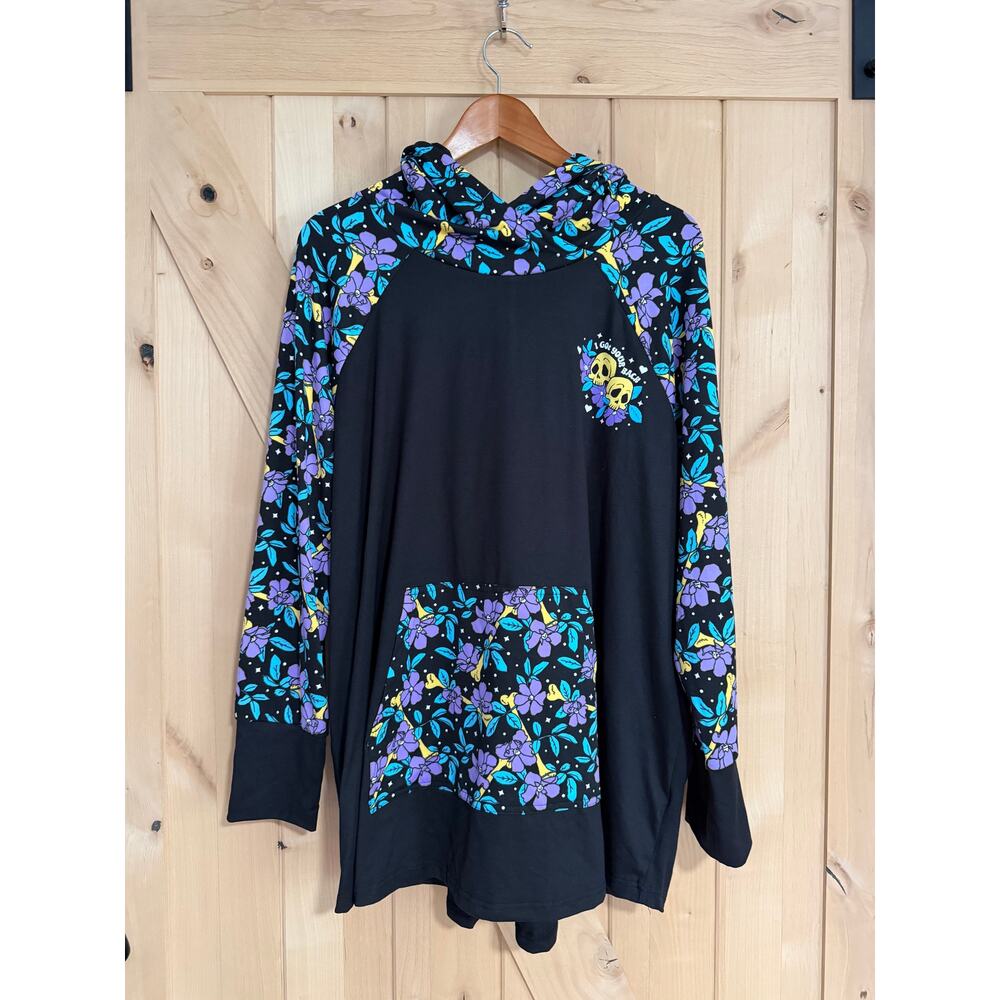 LulaRoe | NWT Halloween Skull Amber Lightweight Hoodie | Size 3X (26-28)